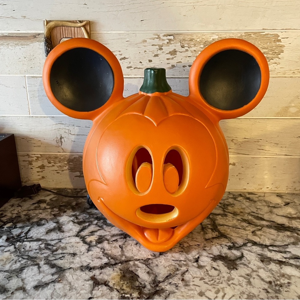 Mickey Mouse Light Up Jack o Lantern Halloween Pumpkin Disney Blow Mold Plug-in
